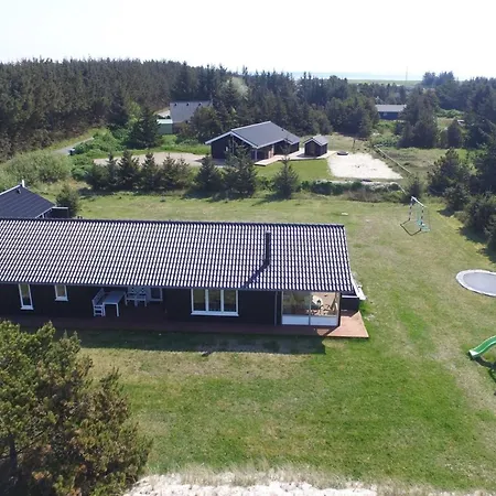 Faye - 600m From The Sea By Interhome